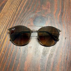 Ray Ban RB3546 In Gold/Brown - Damaged
